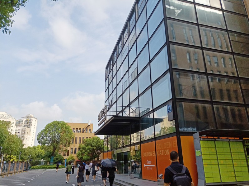 读书月活动震撼来袭，免费好礼和在线直播等你查收